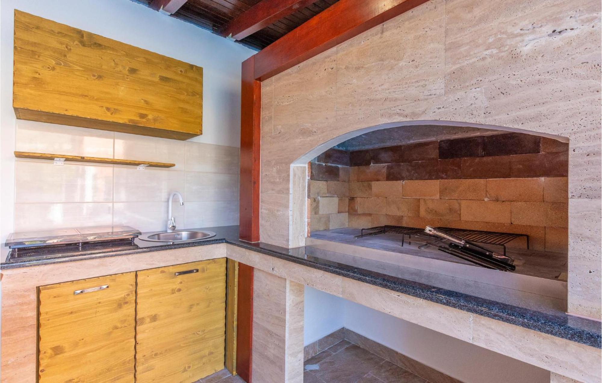 Nice Apartment In Plano With Kitchen Εξωτερικό φωτογραφία