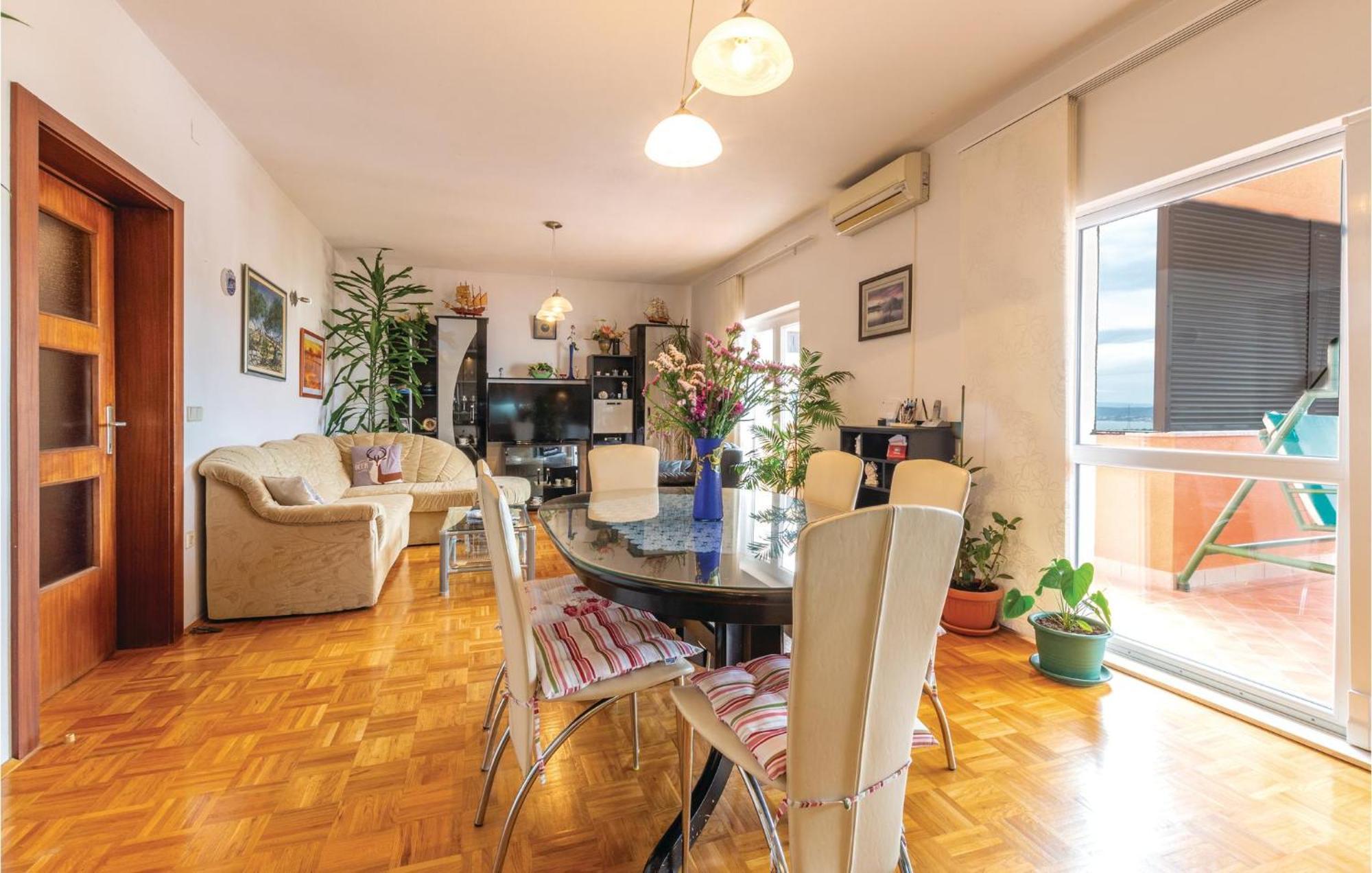 Nice Apartment In Plano With Kitchen Εξωτερικό φωτογραφία