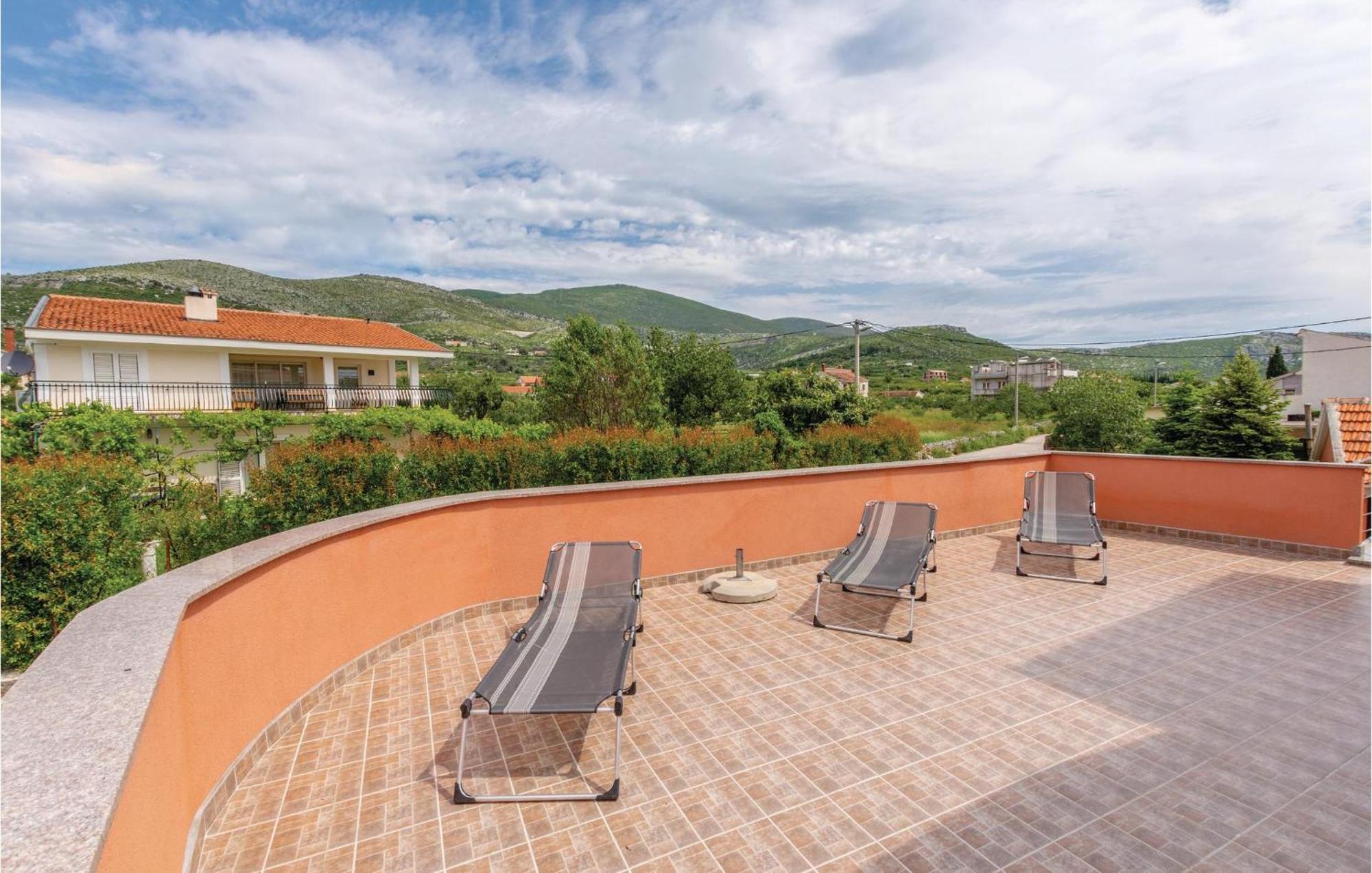 Nice Apartment In Plano With Kitchen Εξωτερικό φωτογραφία